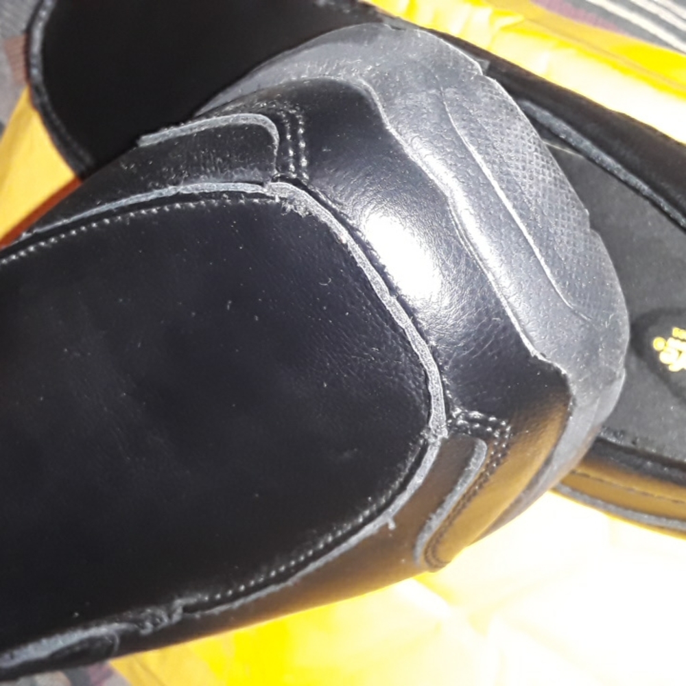 Shoes - Picture 6 of 6